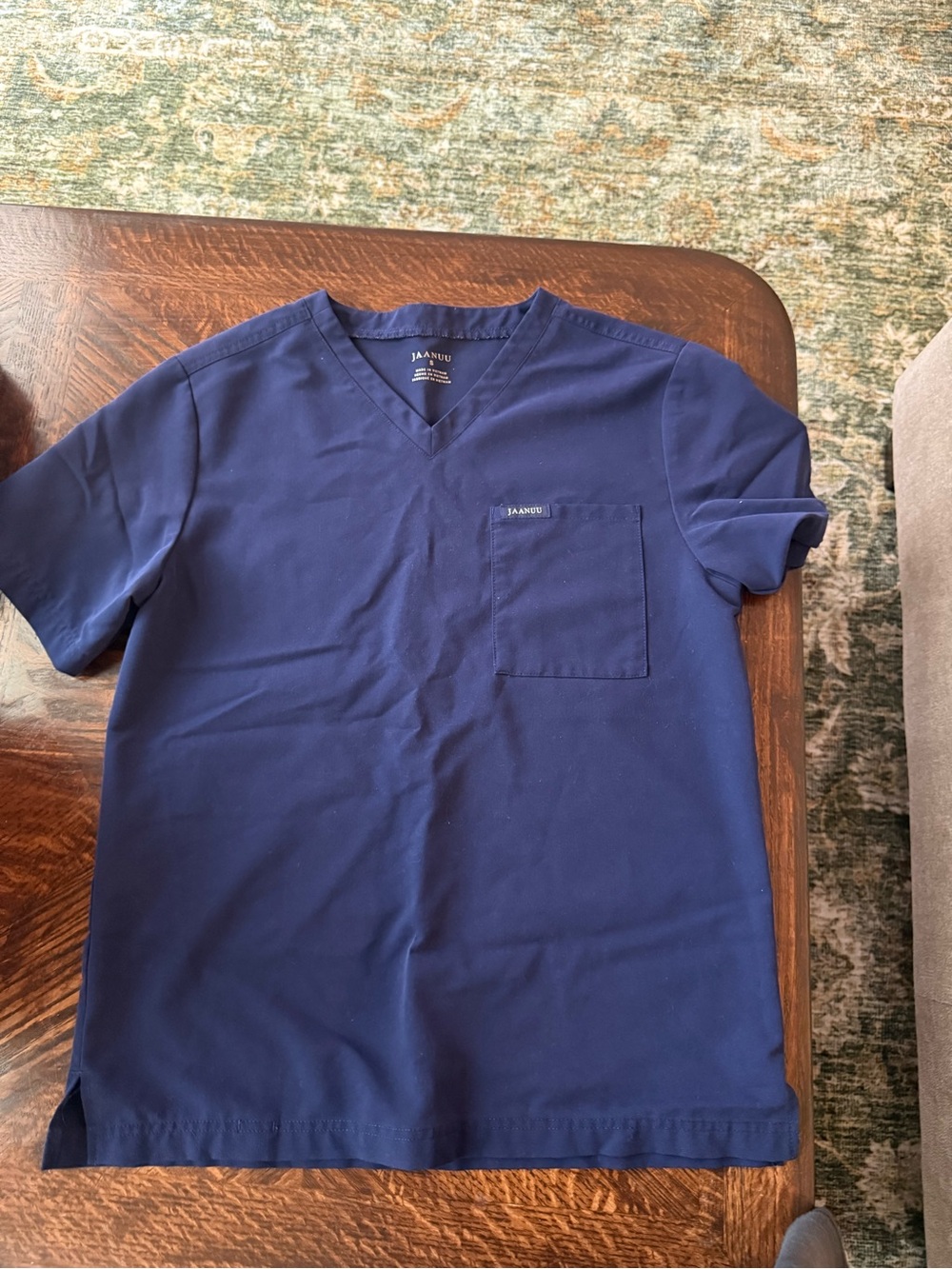 Jaanuu Men's V-Neck Scrub Top - S, navy